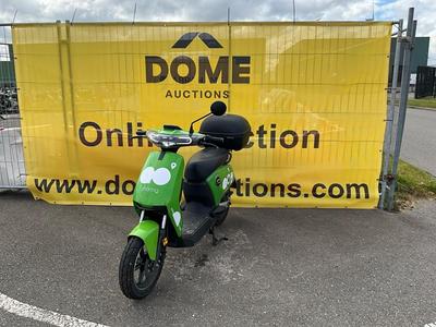 Übersichtsbild von Super SOCO CUx Elektro-Roller